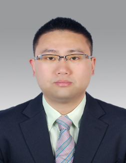 乐  钦